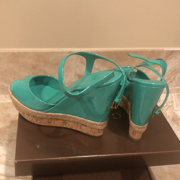 Authentic Gucci Wedges - Picture 2 of 8